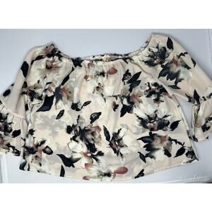 A'GACI Blouse very light fabric size S Pre-Owend in good condition